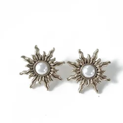 Elegant Pearl Fashion New Stud Earring Spike Vintage Jewelry For Piercing Ear