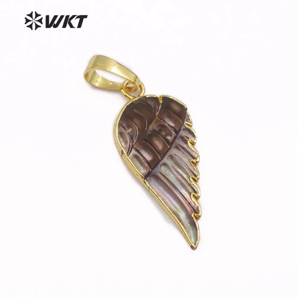 WT-JP099 WKT Unique Design Shell Pendant Gold Metal With Hand Carved Feather Shape For Ladies Jewelry Making Earrings Accessory