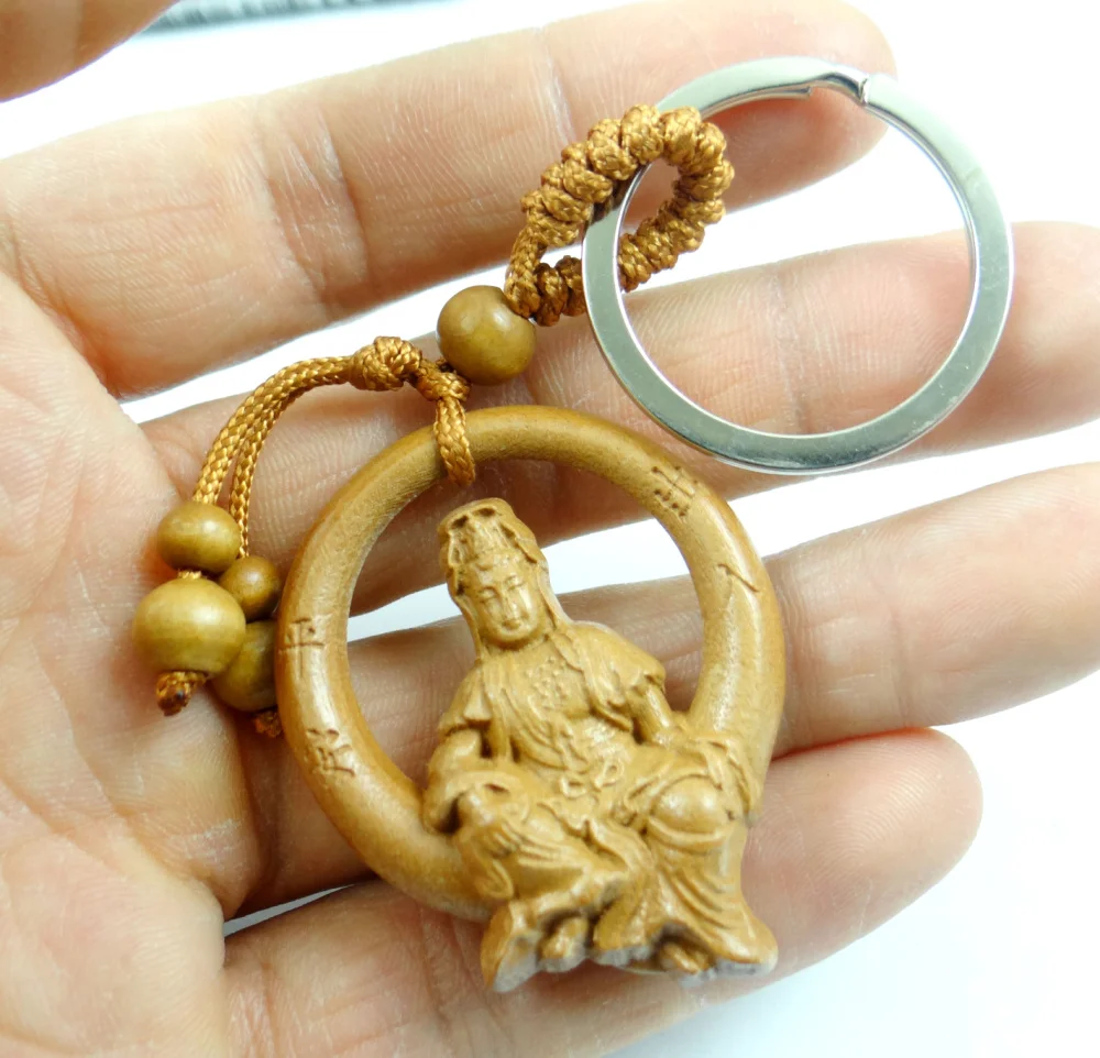 Mahogany Three-dimensional Engraving Key Chain Lifelike Guanyin Key Ring 1pcs