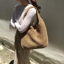 Mode Stroh Frauen Schulter Taschen Papier Gewebt Weiblichen Handtaschen Große Kapazität Sommer Strand Stroh Taschen Casual Tote Geldbörsen 2022