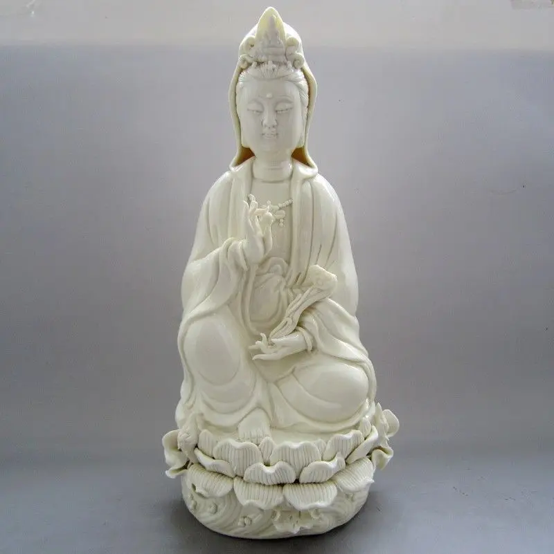 Exquisite Chinese Dehua White Porcelain Merciful Kwan-yin Guanyin Statue