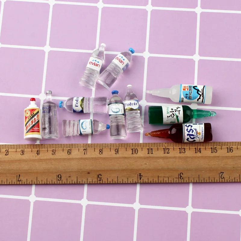 8 PCS Mini Mineral Water Bottles Dollhouse Miniature Toy Doll Food Kitchen Living Room Accessories Kids Gift Pretend Play Toys