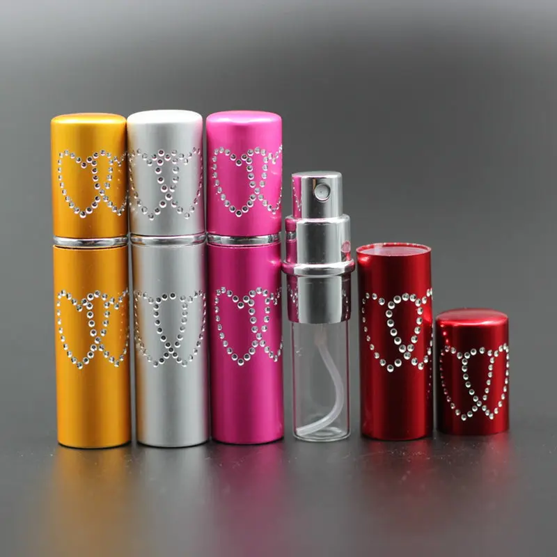 50 sztuk/partia Hot sprzedaży pompy 5ml grawerowane wzory wielokrotnego napełniania anodowane aluminiowe butelki perfum z wzorem w kształcie serca zapach butelki