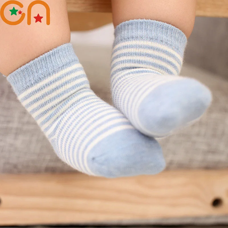 5 paires / lots de chaussettes en coton doux pour enfants garçons filles bébé bande de mode bande chaude automne hiver 0-8 ans chaussettes de dessin