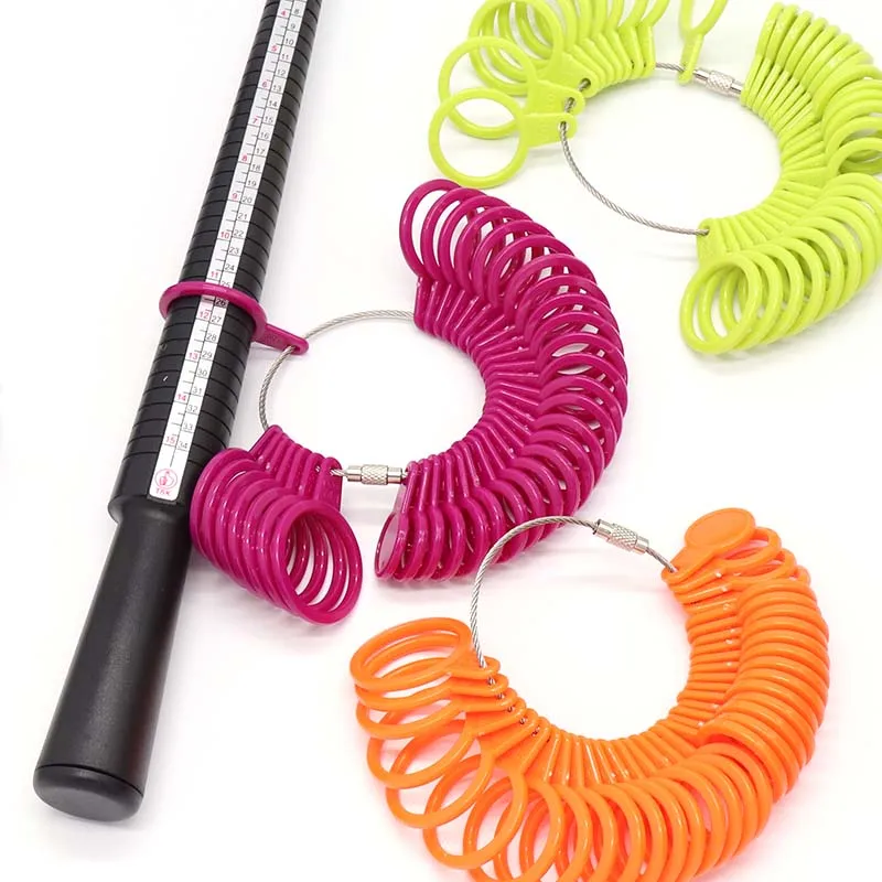 Superior Plastic Ring Size Gauges Set Measuring Ring with Rings Mandrel Sizer Finger Sizing Measuring Stick Ring Jewelry Tools