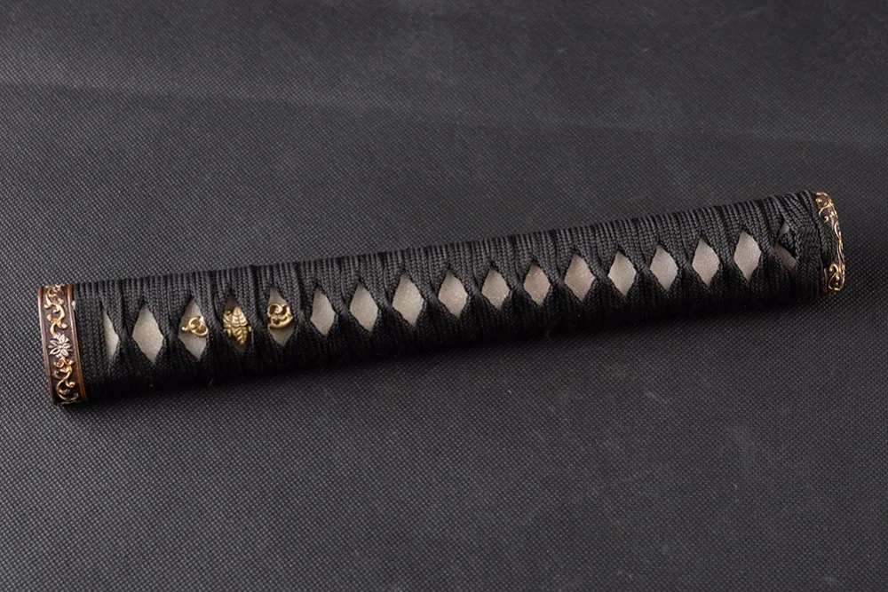 

High Quality Exquisite Handle Tsuka for Japanese Sword Katana Black Silk Ito & Genuine Rayskin & High-grade Gilt Fuchi Kashira