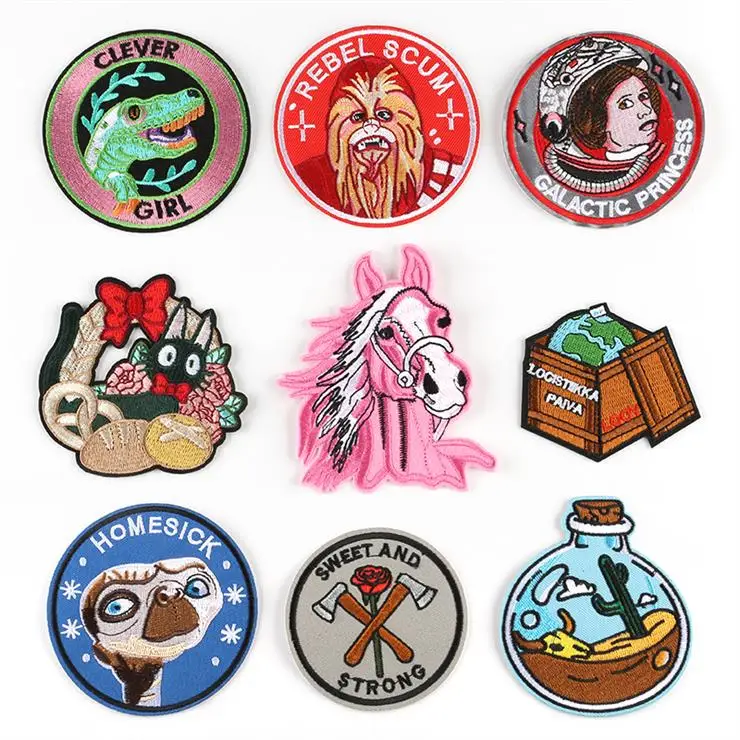 New arrival 10 pcs Animal badges Embroidered patches iron on Jeans coat tshirt bag shoe hat decor repair Motif emblem accessory