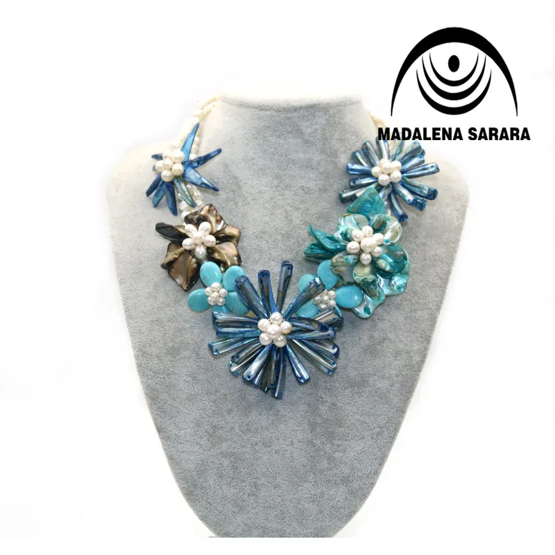 MADALENA SARARA European American Festival Freshwater Pearl Necklace And Shell Flower Necklace 18