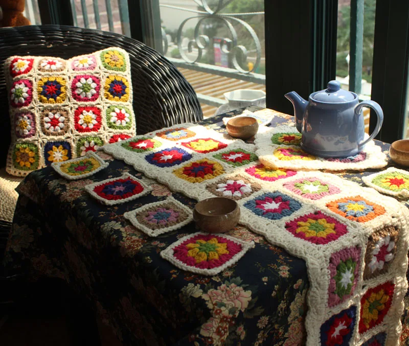 High quality hand Gouhua Table Runner,Pastoral wool Wallpapers,Teapot mat,Coaster,8pcs set