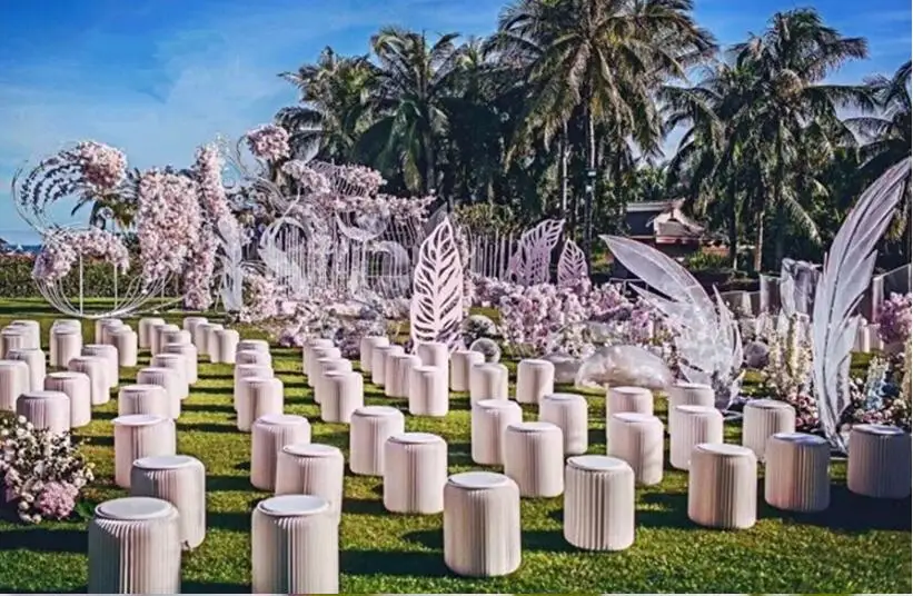 

Wedding props creative window display beautiful Chen wedding dessert table paper folding Roman column road guide column.