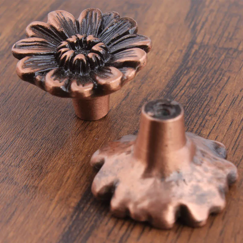 Vintage originality chrysanthemum drawer knobs bronze antique copper shoe cabinet pulls knobs antique furniture small handles