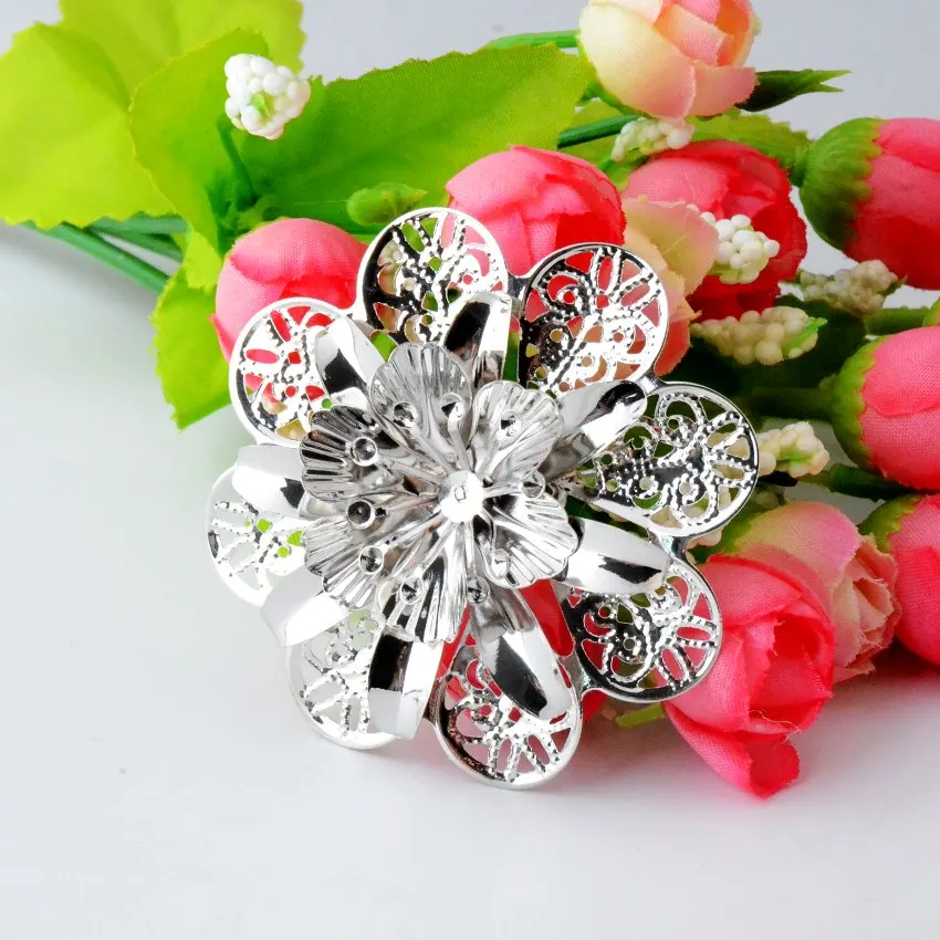 

MIAOCHI 10Pcs Silver Tone Filigree Flower Embellishments Connectors Crafts Gift Decoration DIY Finding 60x60mm