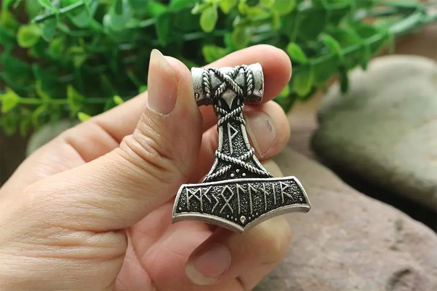 lanseis 10pcs Thor\'s Hammer pendant viking men necklace Huge Thor  Mjolnir  Amulet  Scandinavian Pendant Norse