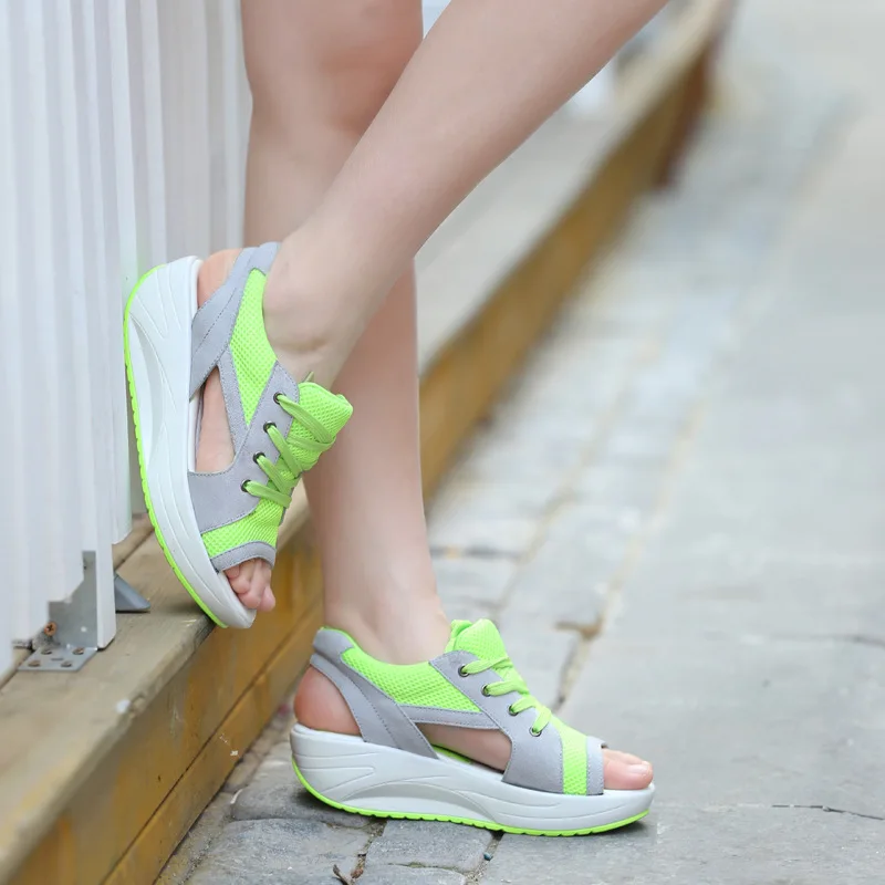 Sneakers Summer Thickening Increased Shaking Shoes Woman Sandals Loose Women Shoes Sports Air Mesh Shoes Dance Vogue