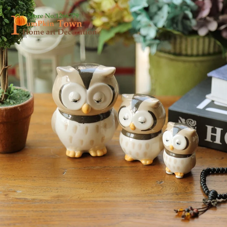 2019 NEW HOT SALE Happy family of three owl ornaments,colored glazed ceramic owl ornaments,head eagle,as a birthday present