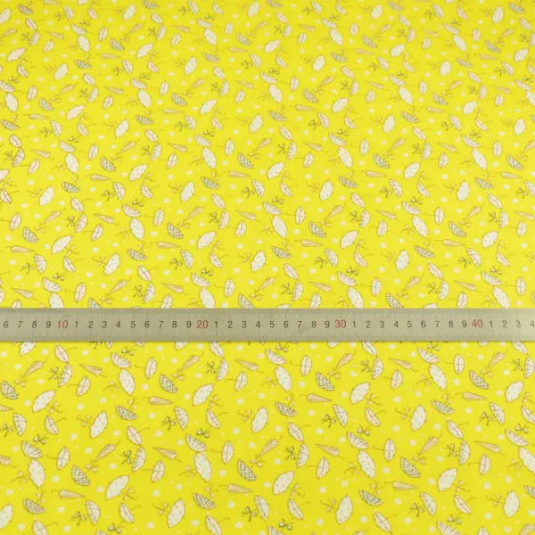 2016 New Arrivals Printed Lovely Umbrella Design Yellow Fat Quarter Cotton Fabric Home Textile for Patchwork Doll Colthing Cafts