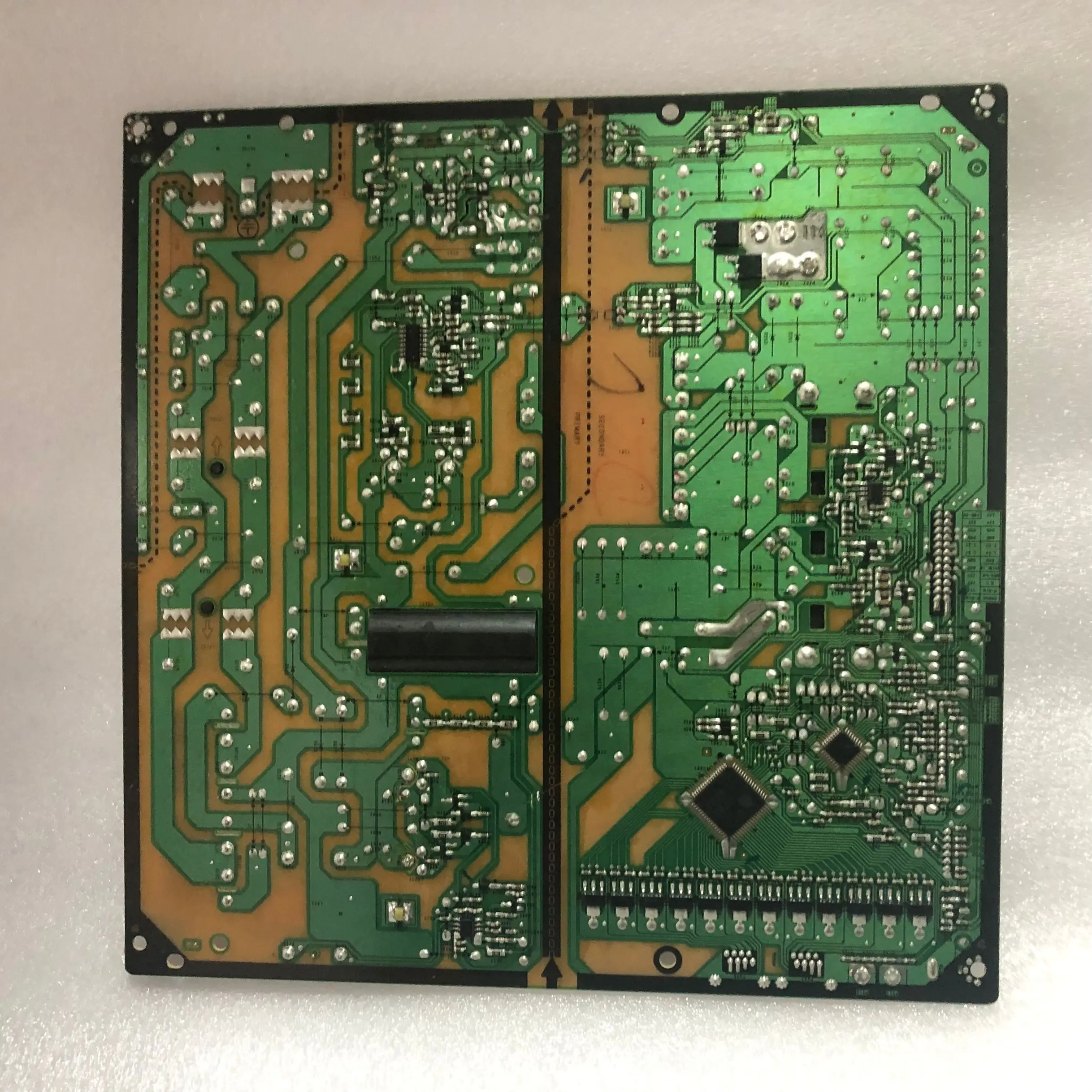 1 ç boa qualidade 47lm7600 embutida