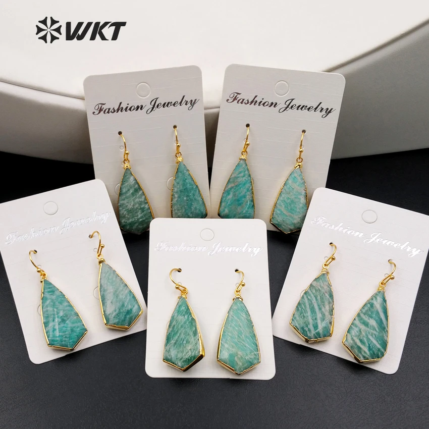 

WT-E343 Wholesale natural green stone earrings with 24K gold trim arrow shaped earrings jewelry for women