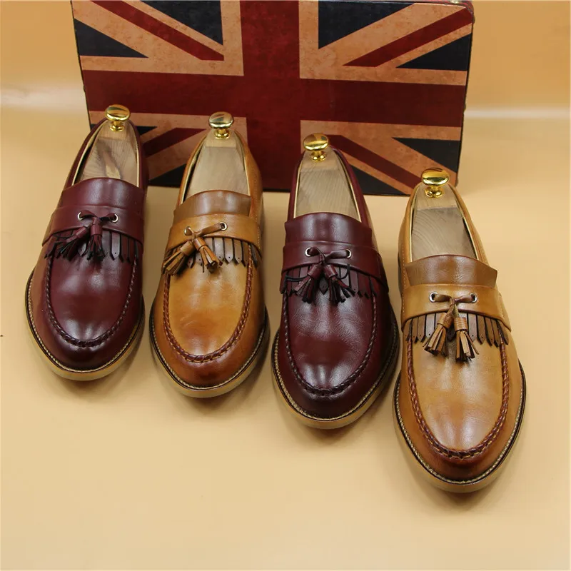 New Trend Men Fashion Tassel Decorated Leather Loafers British Style Vintage Slip On Leather Moccasins Flats Men Oxford Shoes