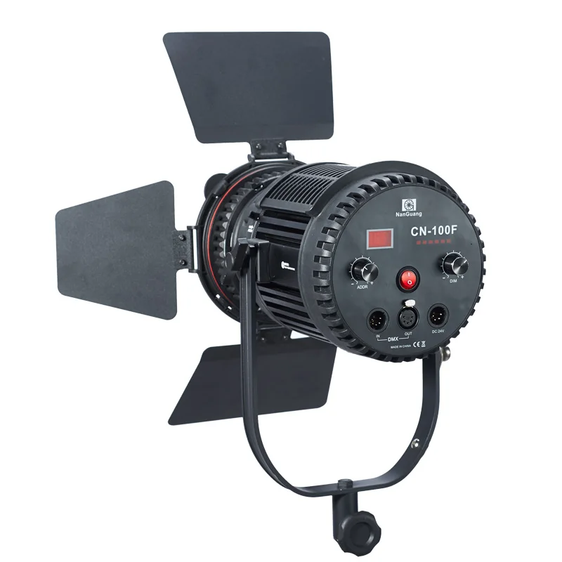 100W LED Focusable Fresnel Spotlight Dimmable with 2.4G Wireless Dimming DMX512 Control