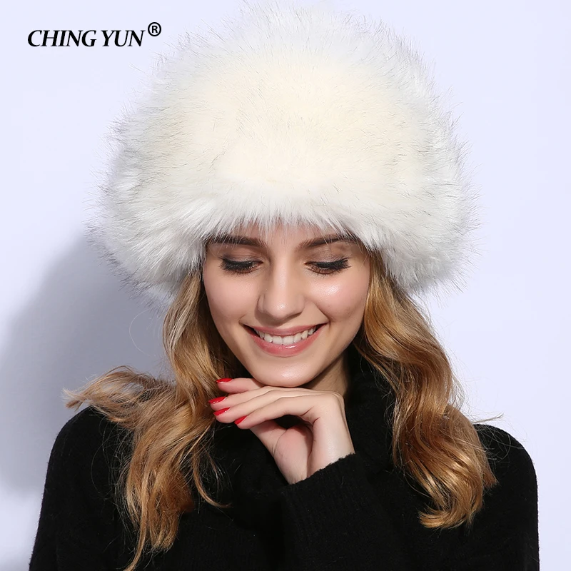 

2019 New Bomber Hats Women Winter Cap Fur Hat Lady Warm Fashion Red Hat Faux Fur Bomber Women'S Accessories Faux Leather Hats