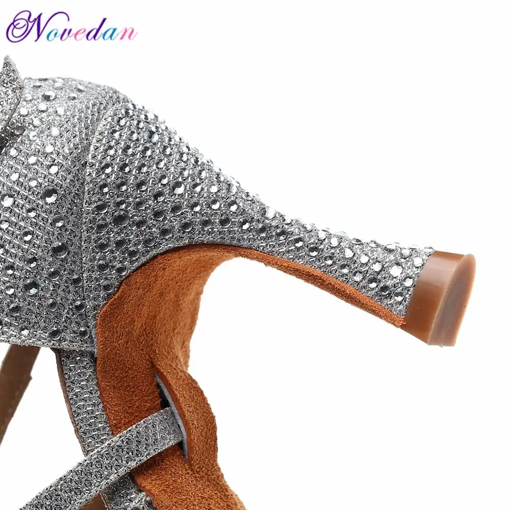Latin dans ayakkabıları kadın taklidi Glitter Salsa balo salonu sandalet parti dans yüksek topuklu ayakkabı 9cm gümüş beyaz