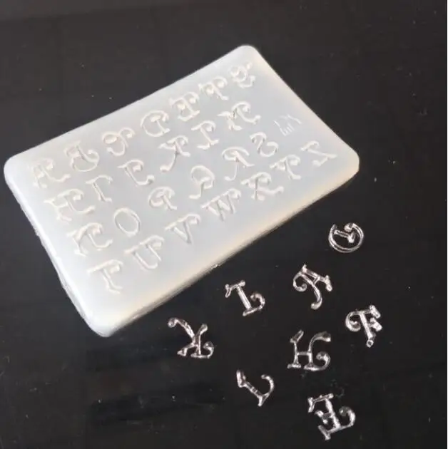 1pcs=26 English Alphabet letter 3D Resin Silicone Mould handmade DIY Jewelry Making tool epoxy resin crystal scale Decorating