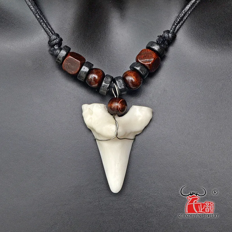 1PC Hawaii Surfer Jewelry Handmade Imitation Shark Teeth Pendant New Zealand Maori Tribal bone Choker WoMen\'s Men\'s Necklace