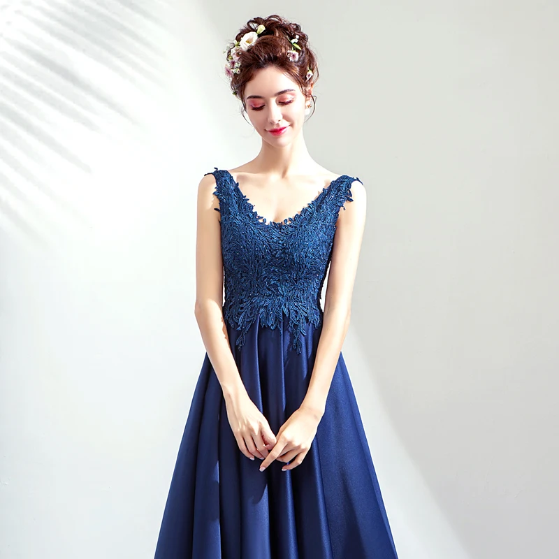 Splendid Royal Blau Prom Kleider V-ausschnitt Venedig Spitze Appliques Perlen 2019 Neue Formale Party Kleid Lange Prom Kleider Für Frauen