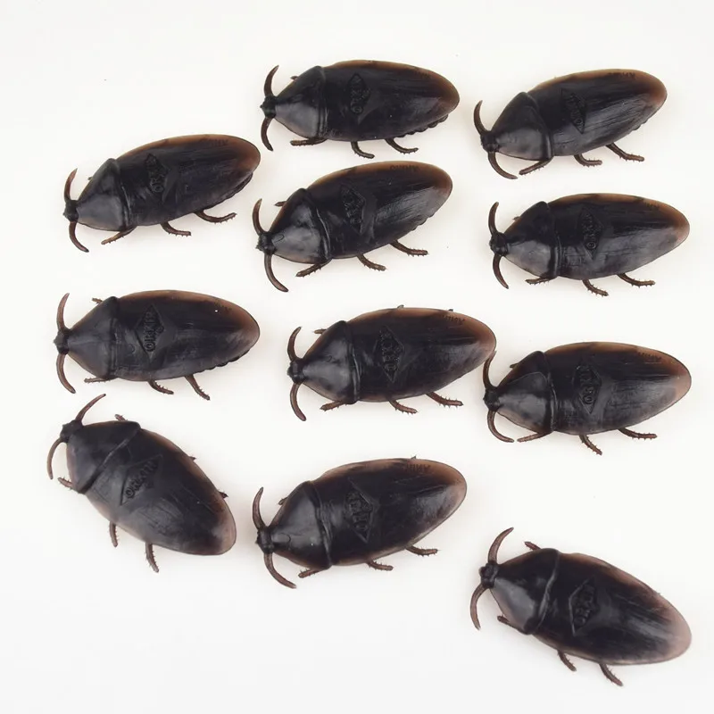 10pcs New scary toy Prank Funny Joke Toys Lifelike Model Simulation Fake Rubber Cockroach Cock Roach Bug Roaches Toy