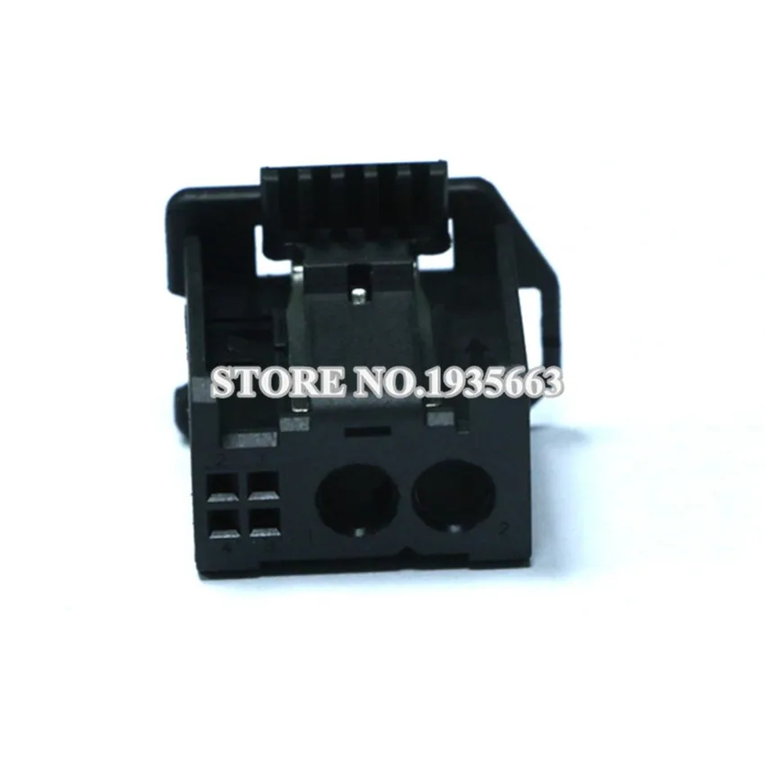 

MOST Fiber Optic 4 + 2 Multimedia Connector 1-1355639-1 For Audi BMW Benz 2Pcs Car Accessories Interior Car Decor Car Trim
