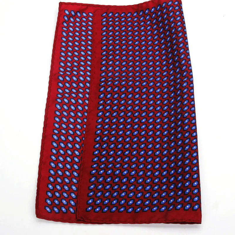 2019 Marka Yeni 32x32 CM Büyük Mendil Adam Paisley Çiçek Nokta Cep Meydanı Erkekler Moda Rahat Hankies Için erkek Takım Elbise