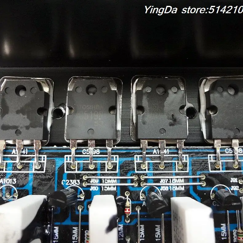 High-power 1800W 4 channel car amplifier subwoofer amplifier good transistors push 450W*4