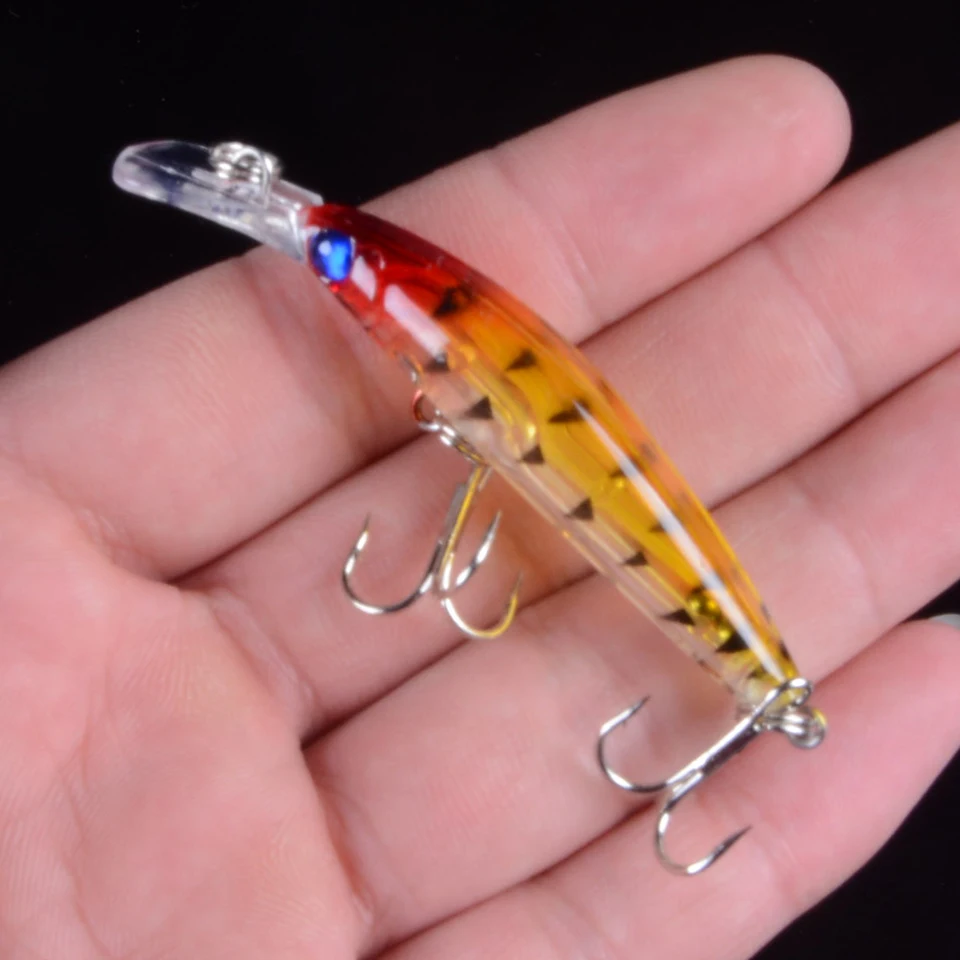4pcs/lot 3.9g/7cm Fishing Lures Minnow Hard Wobblers Crankbait 3D Eyes Gold-plated Plastic Laser Reflective Baits Summer Fishing
