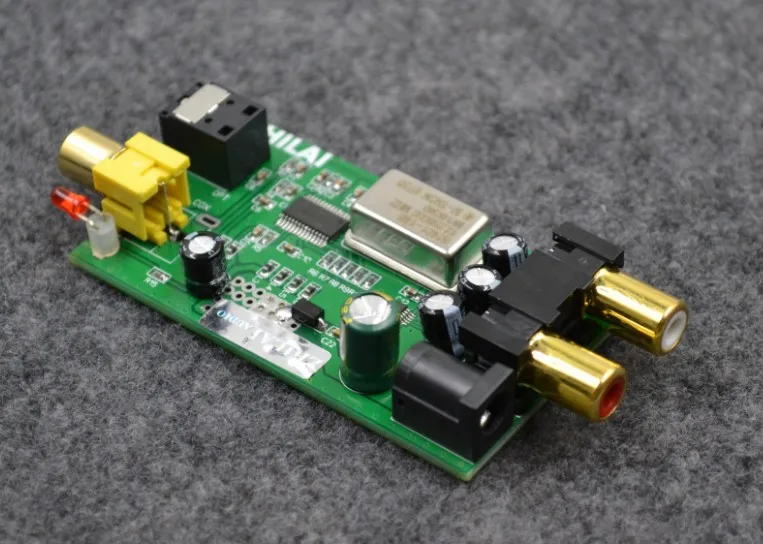 DC5V L12 digital to analog audio converter DAC decoder board Fiber coaxial signal input converts the analog signal rca output