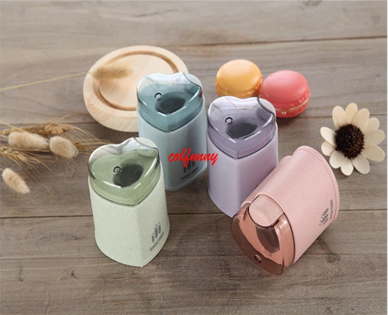 

100pcs/lot Wheat Straw Automatic Toothpick Holder European Style Table Decor Heart-shaped Toothpick Storage Box F052907