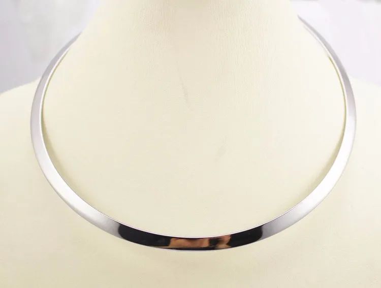 Stainless Steel Jewelry Round Golden Woman Collar Necklace Chorker Fashion