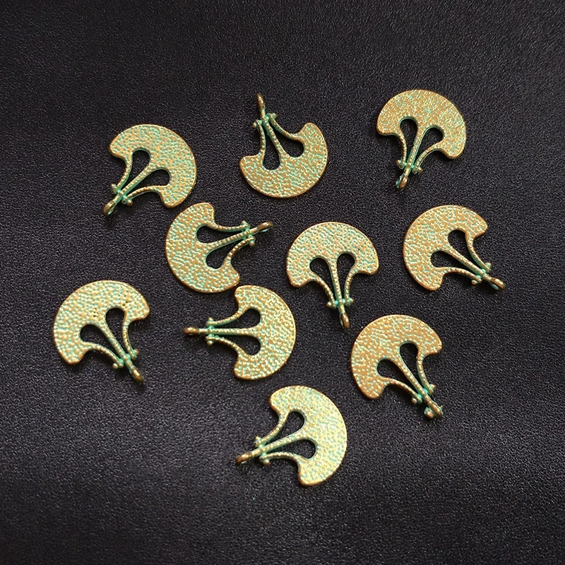 30pcs 21*17MM Retro Patina Plated Zinc Alloy Green Anchor Axe Charms Pendants For DIY Jewelry Accessories