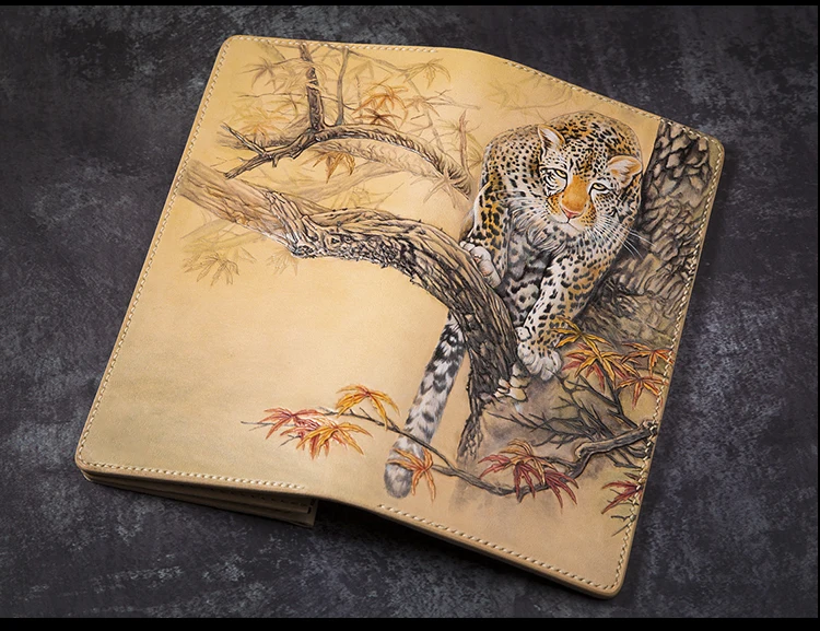 High-end Handmade Wallets Carving Leopard Purses Men Long Clutch Vegetable Tanned Leather Wallet Card Holder