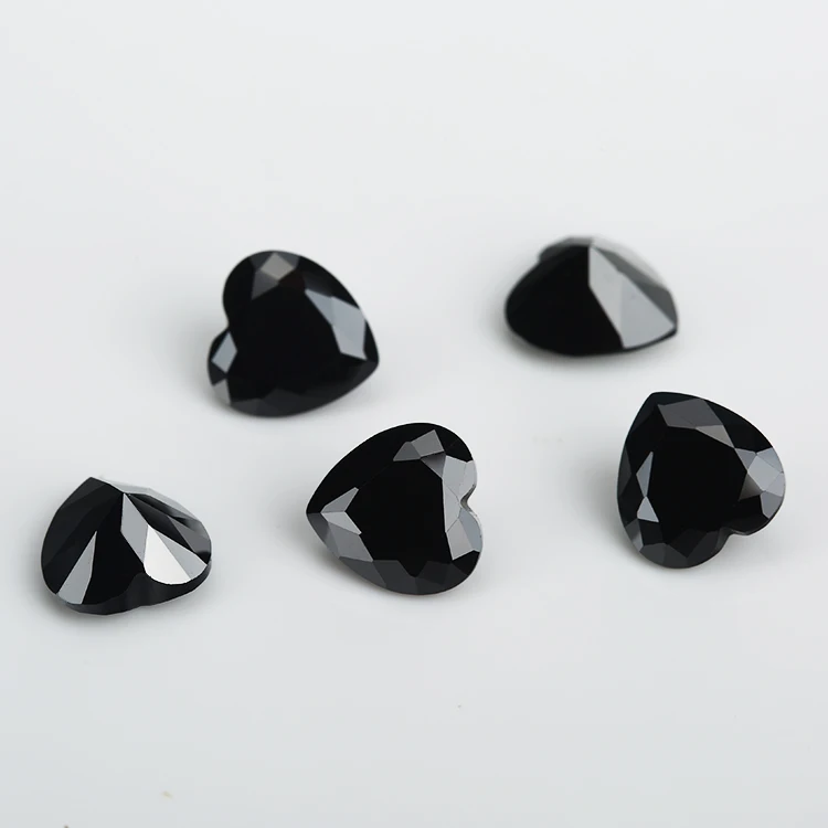 100pcs 3x3~10x10mm Heart Shape Loose Stone Black Color Glass Synthetic Gems For Jewelry DIY Stone