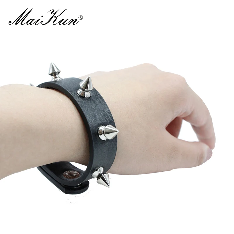 Maicobertura de dia das bruxas harajuku gótico cuspida espinho rebite preto pulseiras e braceletes de couro punk pulseira fina feminina masculina e joalheria