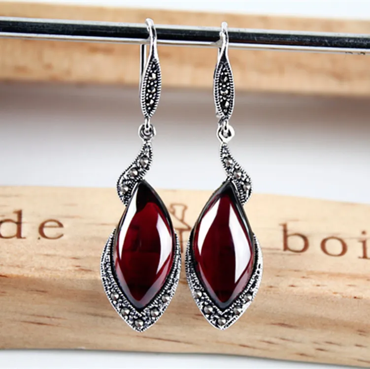 

KJJEAXCMY fine jewelry S925 Sterling silver vintage Thai silver garnet earrings with gemstone earrings Korean long style earring