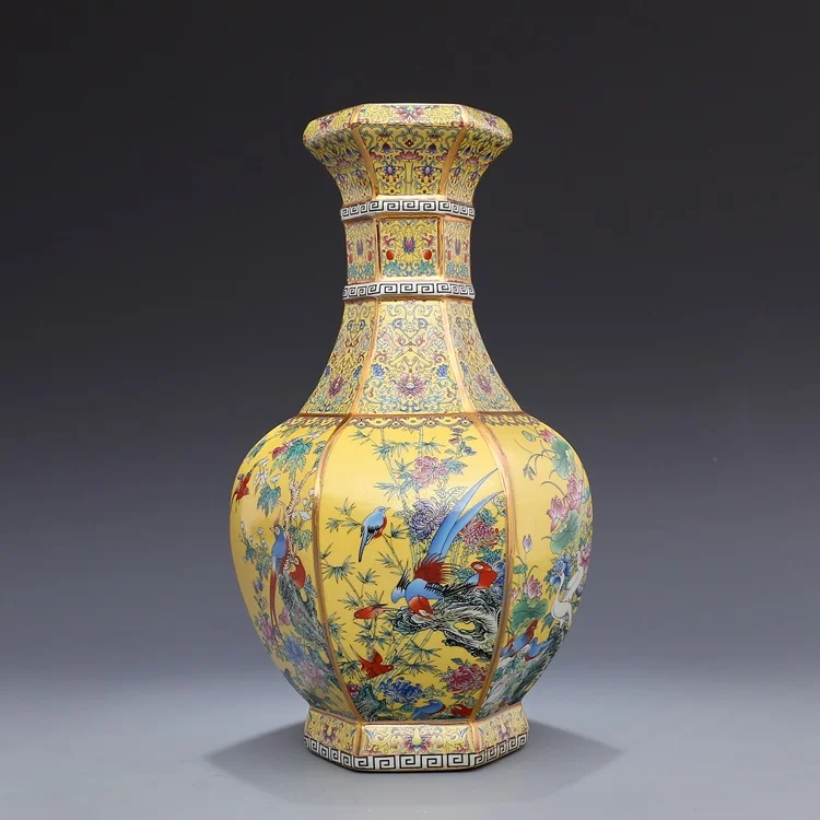 Yong Zheng in the Qing Dynasty enamel yellow  flower and bird vase hexagonal antique porcelain