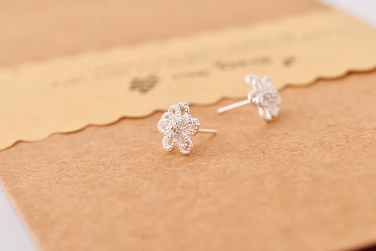 New Style Fashion Silver Color Hollow Flower Stud Earrings For Women Jewelry Pendientes Brincos Fashion Jewelry