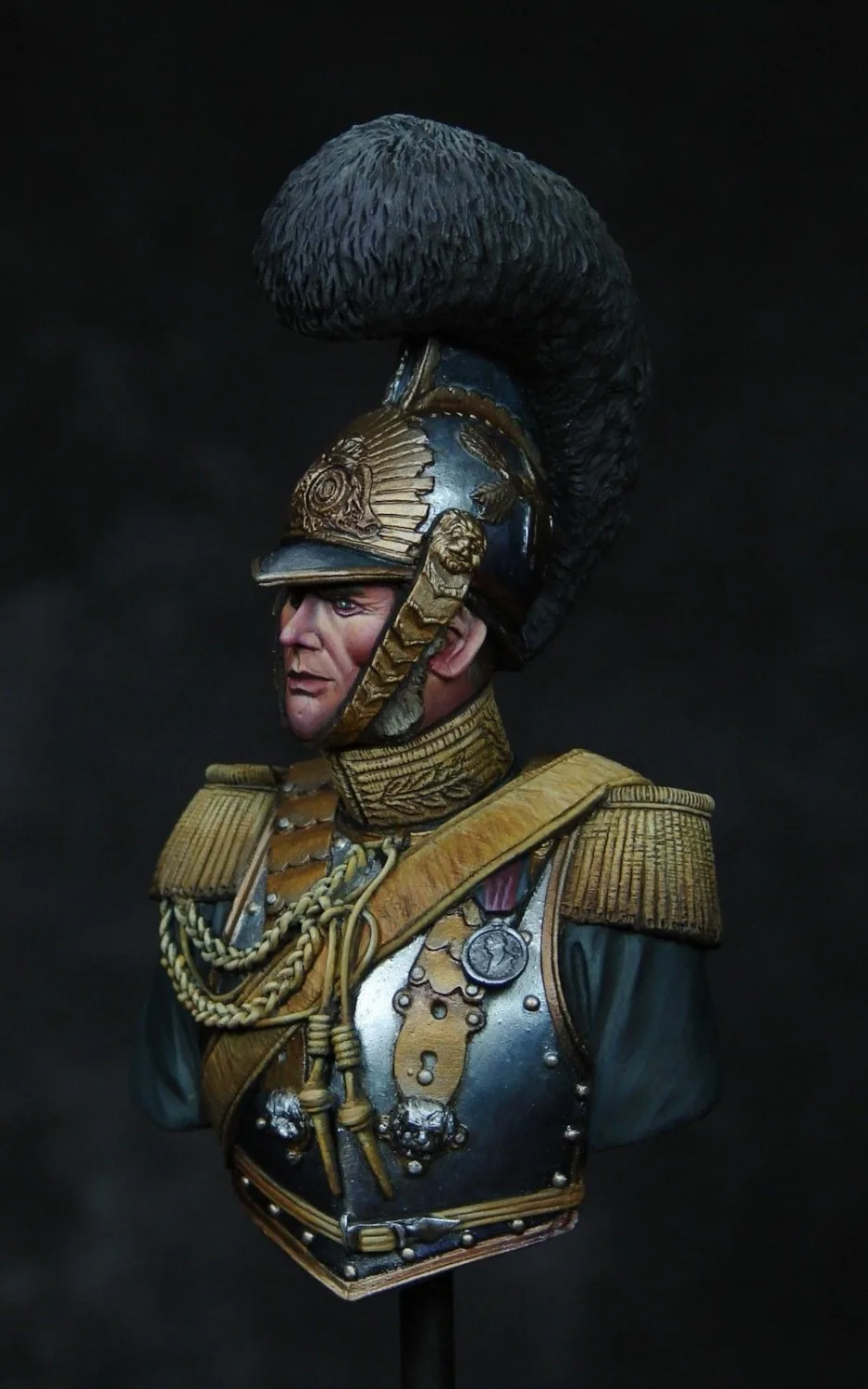 Unpainted Kit  1/10  Officer ancient Horse Guards soldier bust    figure Historical  Resin kit miniature model