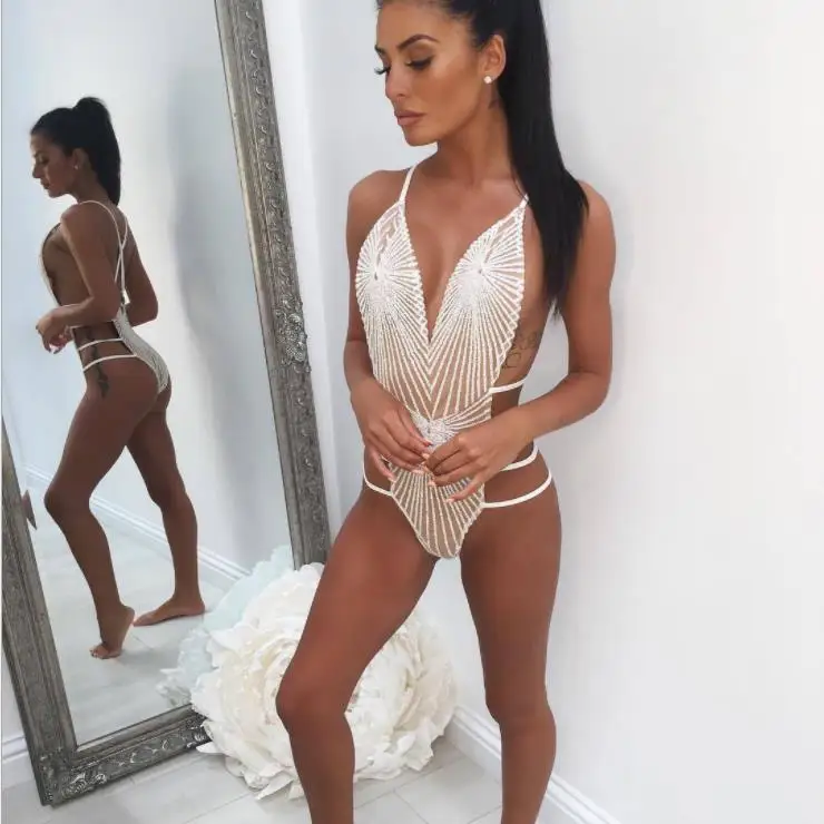 BKLD 2019 Summer New Women Bodysuit Sexy Sleeveless V-neck Backless Bandage Hollow Out Sequined Clubwear Women Rompers Jumpsuit