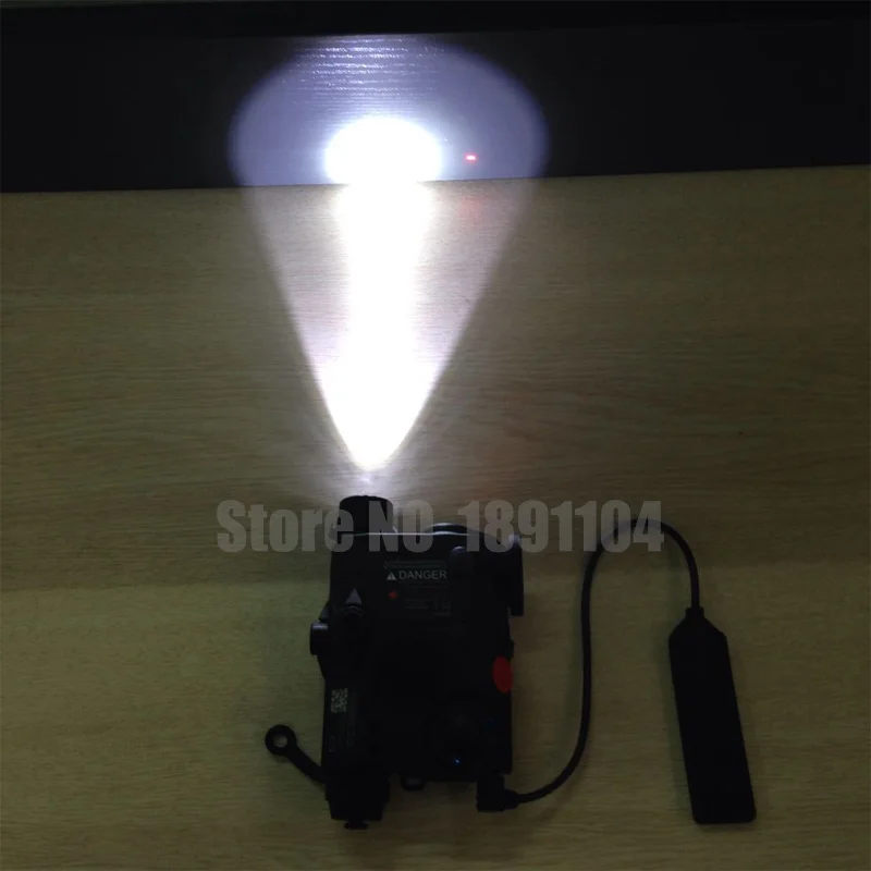 Element airsoft LA-5C PEQ 15 UHP Appearance Red/IR Laser and flashlight (EX396)