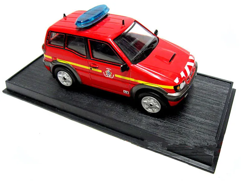 Modèles de voiture en alliage haute simulation Nissan Terrano II, 1:43, modèle de simulation de boutique, moulés sous pression en métal, véhicules jouets, livraison gratuite