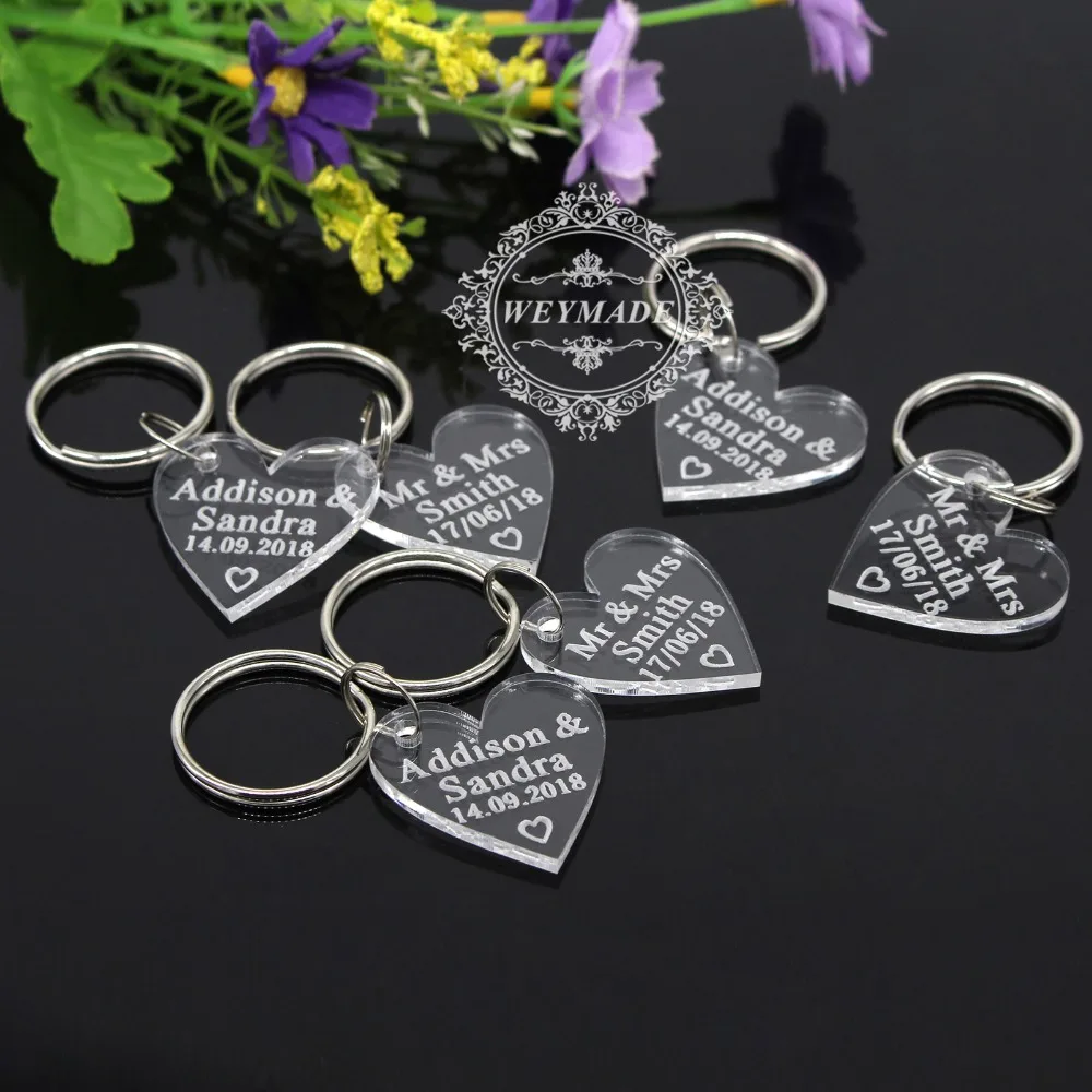 

50 Pieces 30x30 mm Customized Engagement Engraved Keyring Clear Love Heart Wedding Anniversary Party Favors Key Chain