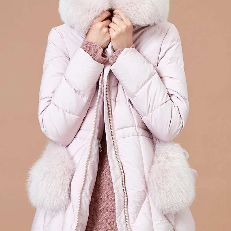 ARTKA 2018 Down Coat Winter Women Warm Down Parkas With Fur Hooded Pocket Thicken 90% White Duck Long Jacket Outwear YK10186D